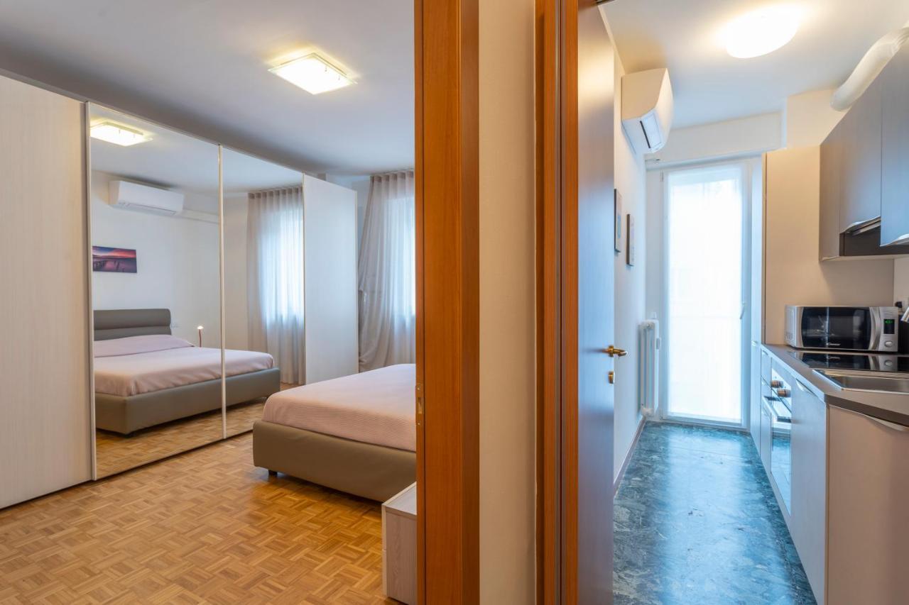 Udine Palazzo D'Aronco Modern Apartment Exteriör bild